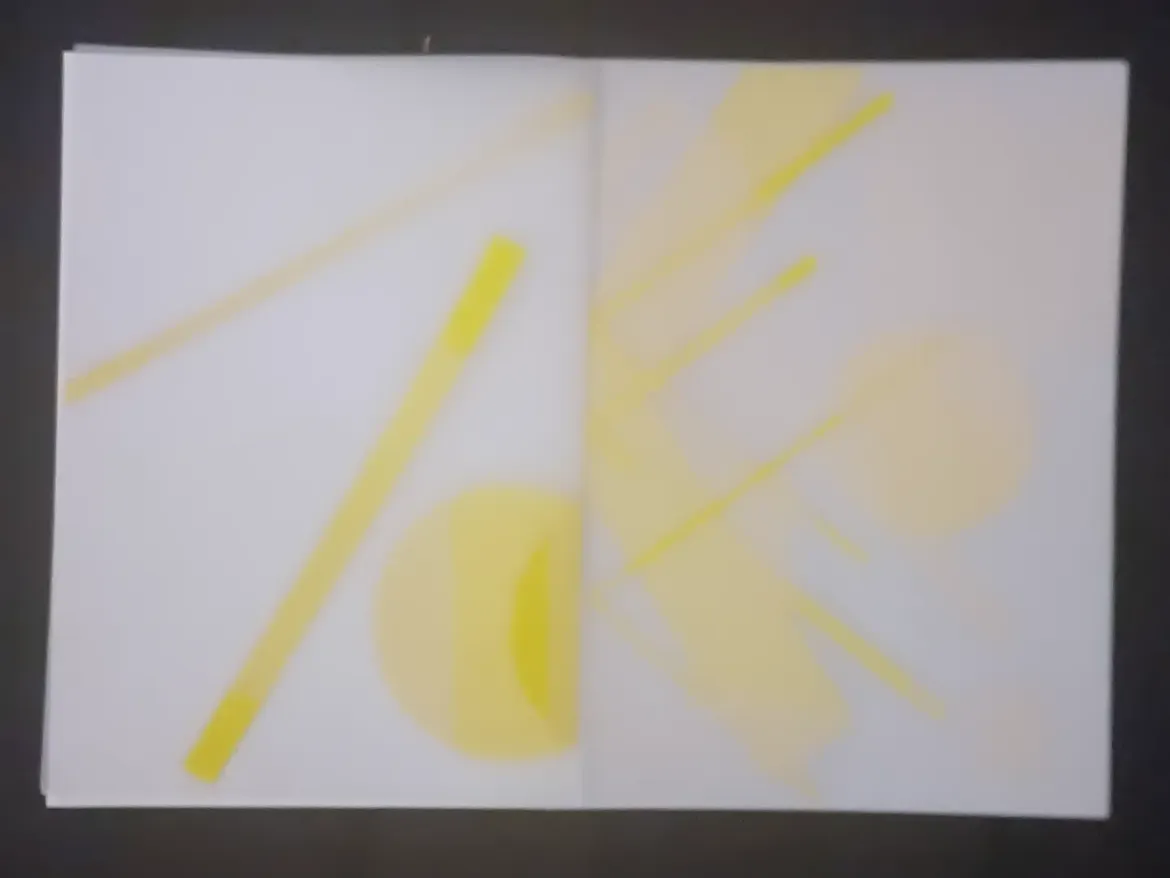 Jaune soleil — jeu de transparence — vue 2