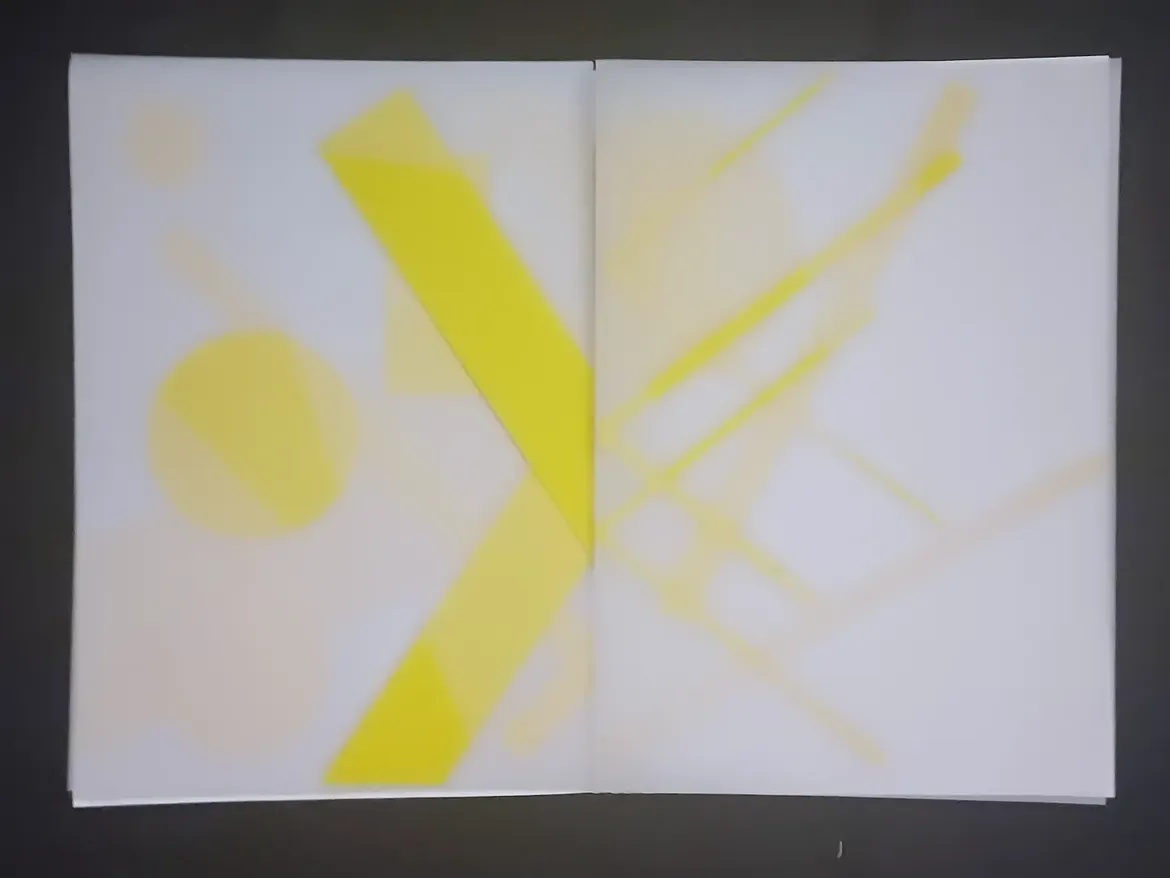 Jaune soleil — jeu de transparence — vue 4