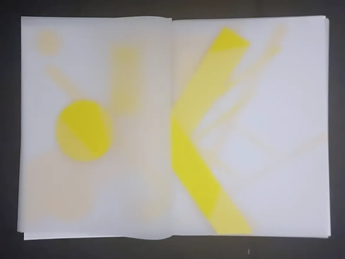 Jaune soleil — jeu de transparence — vue 5