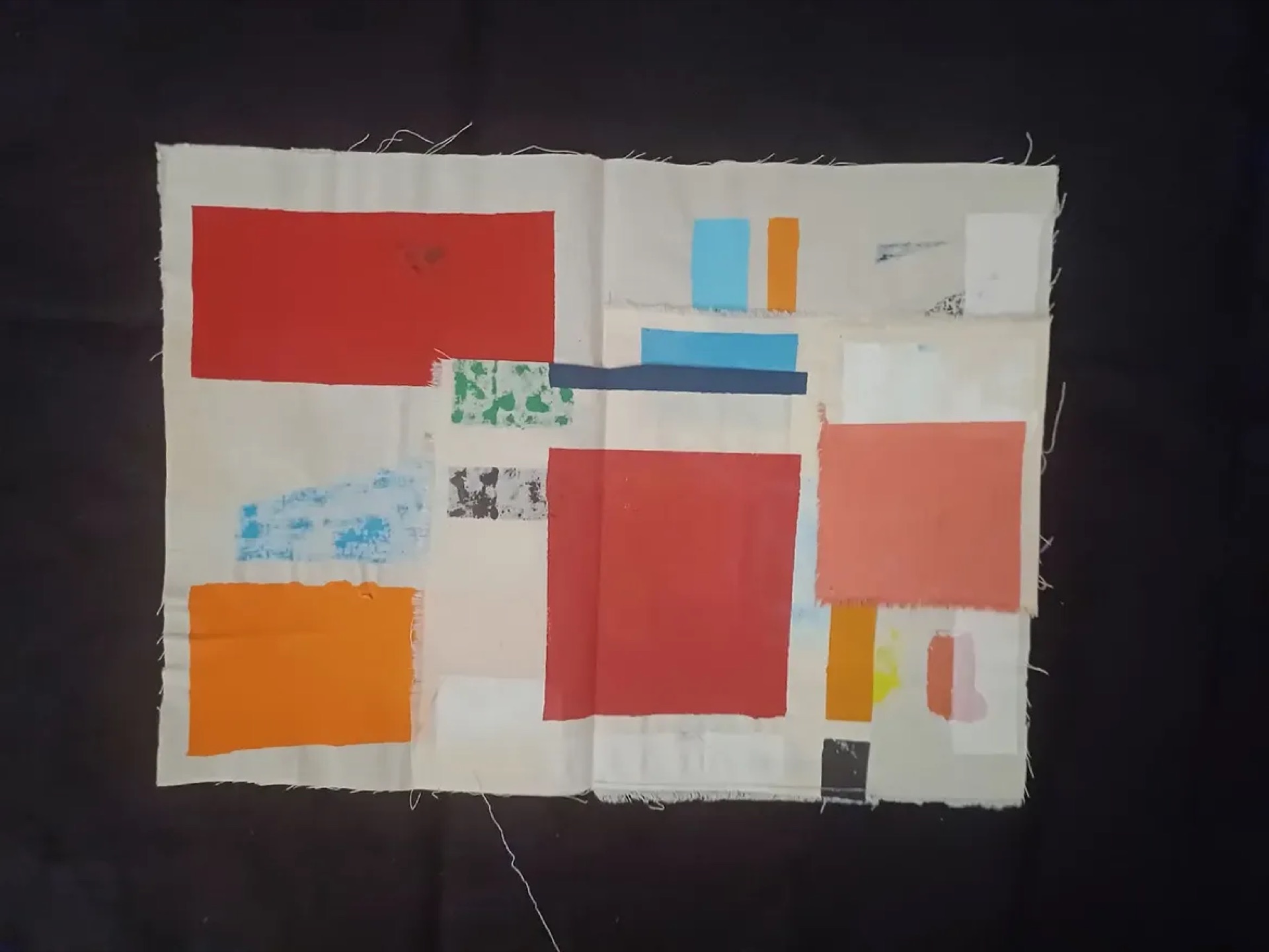 Livre textile — vue 4